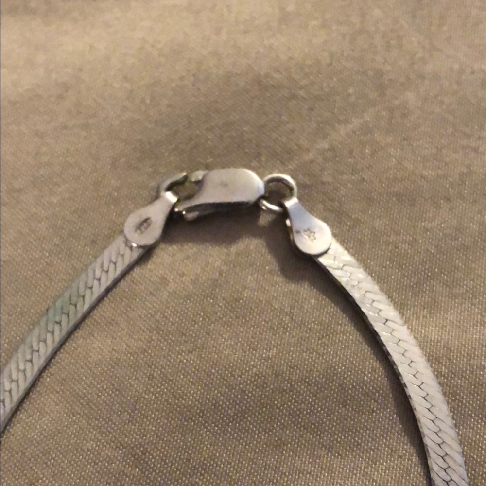 Necklace.. - Picture 3 of 4
